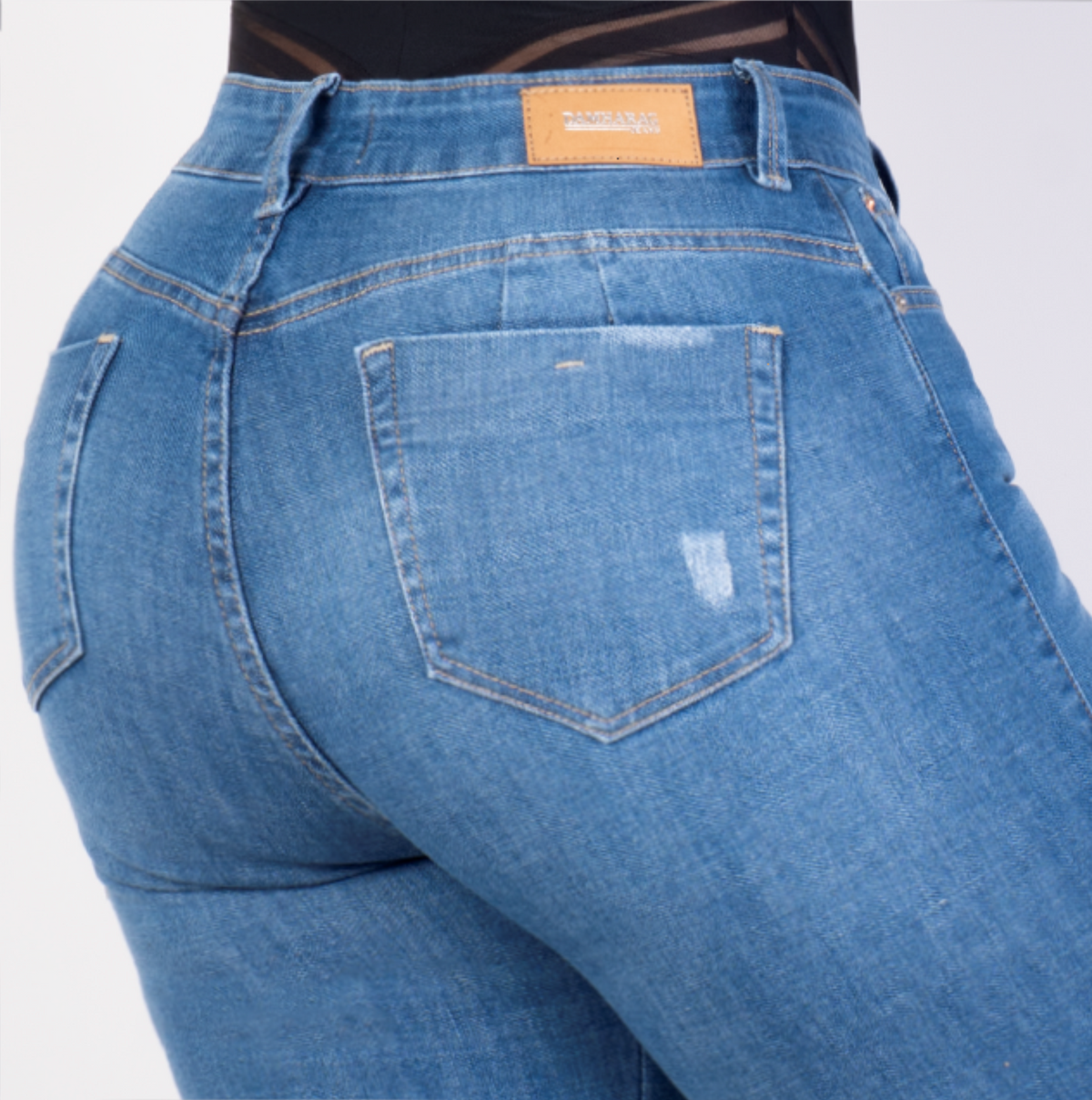 JEANS SKINNY LEVANTA COLA 46271
