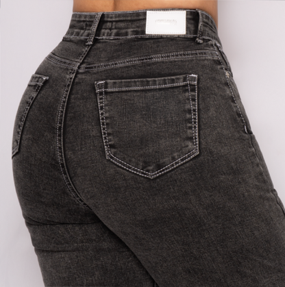 JEANS BOTA ANCHA LEVANTA COLA 9505