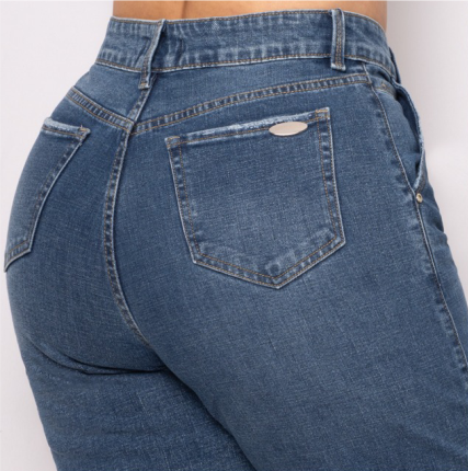 JEANS MOM LEVANTA COLA 9506